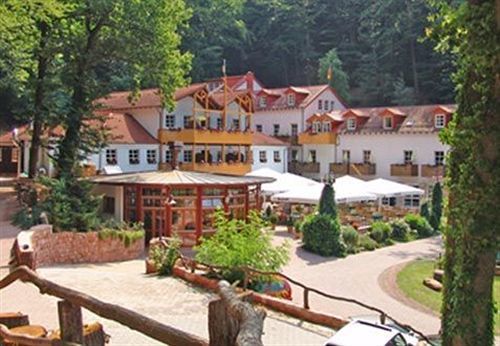 Schlosshotel Landstuhl Kültér fotó